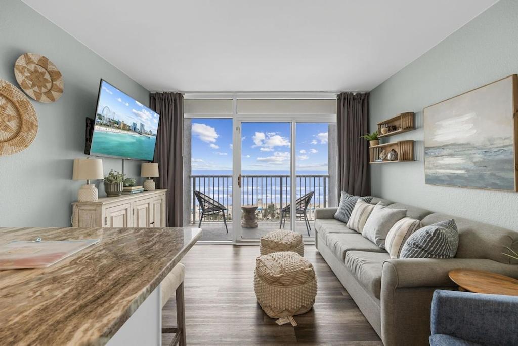 Direct Oceanfront- King Bedroom- Amazing Views/Pools/Hot Tubs/Beach Access/Golf Myrtle Beach Extérieur photo