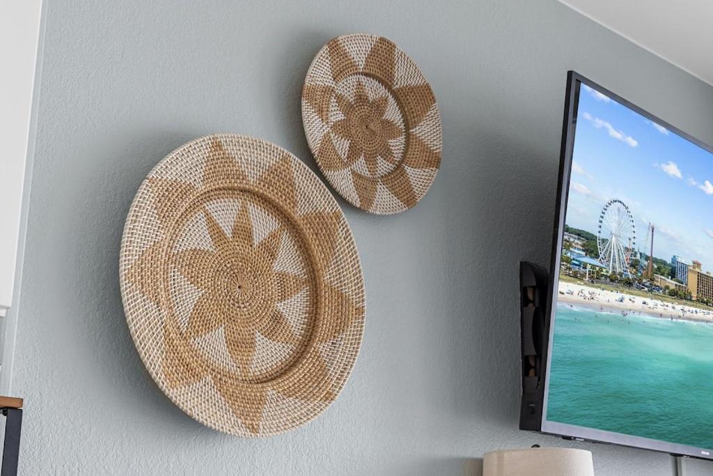 Direct Oceanfront- King Bedroom- Amazing Views/Pools/Hot Tubs/Beach Access/Golf Myrtle Beach Extérieur photo